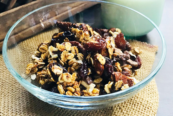Ballı Bademli Granola
