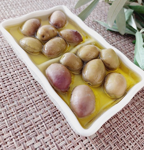 Çizik Yeşil Zeytin